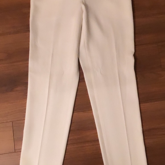 Theory white slim trousers, size 2 - Picture 4 of 4